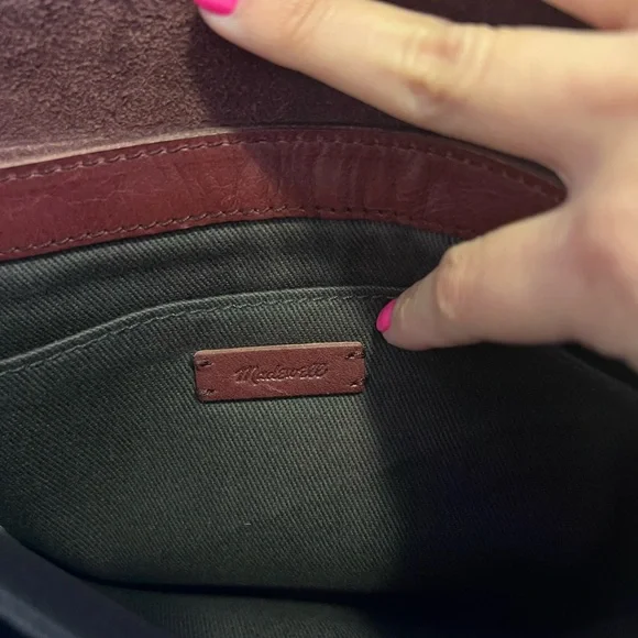 Madewell Burgundy Convertible Crossbody Purse - Picture 9 of 16